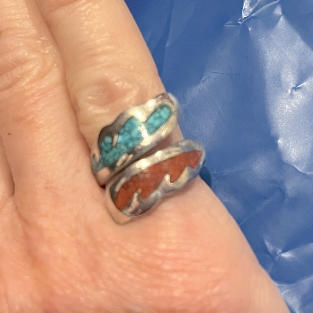 Silver Zuni Native artisan inlaid turquoise coral adjustable pinky ring Vintage